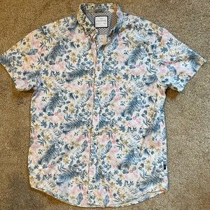 Mens Short Sleeve Shirt Size Medium